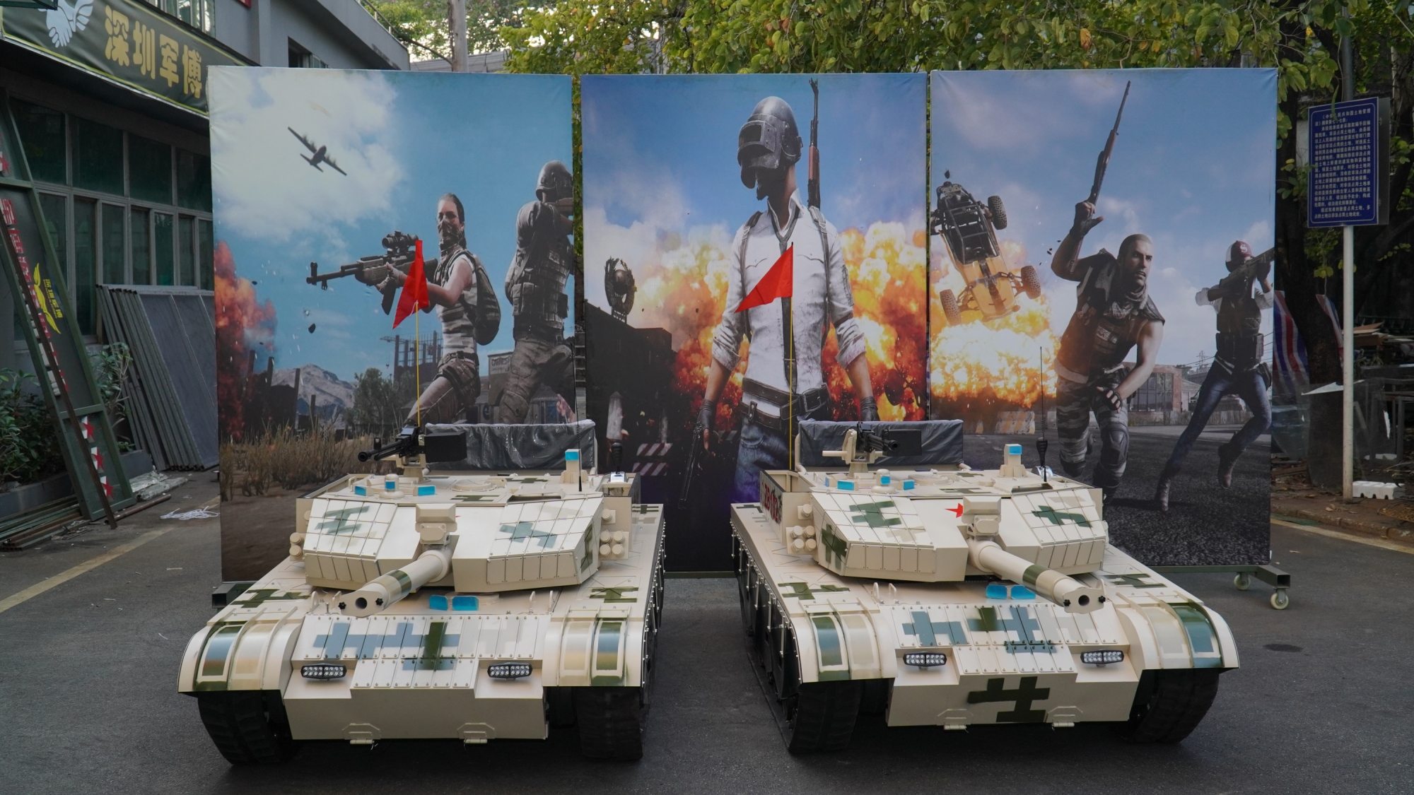 如何打造受欢迎的军事主题游乐场景